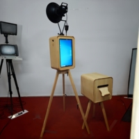 Machine Photo Booth Portable Rétro en Bois Double Face pour Surface Pro, DSLR, iPad avec Appareil Photo et Imprimante