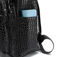 Sac à dos unisexe décontracté en cuir PU à motif crocodile noir, doublure en polyester, compatible avec ordinateur portable 15,6 pouces, pour trajets quotidiens, voyages et école