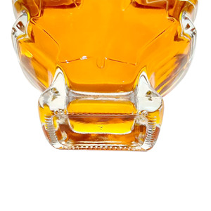 Bouteille en verre exquise en forme de feuille d'<span class=keywords><strong>érable</strong></span> personnalisée pour spiritueux, vodka, whisky, gin, brandy, <span class=keywords><strong>rhum</strong></span>, 500 ml, 700 ml, 750 ml, LGG-859 - Product Image 5