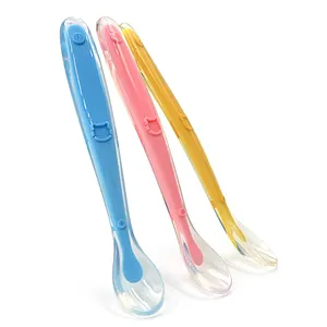 Wholesale Colorful Soft BPA Free Food Grade Liquid Collapsible Baby Feeding Silicone Eating Spoon