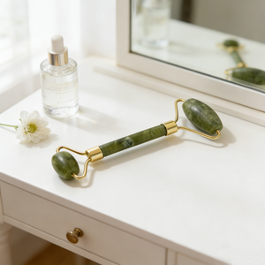 Outil de Gua Sha en jade naturel 2 en 1, rouleau de jade vert, masseur facial avec cadre en alliage inoxydable, boîte cadeau pour le visage et le corps - Product Image 5