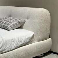 Lit double Zayshine en velours blanc crème, style italien moderne et luxueux, pour chambre principale, 1,8 mètre, taille King/Queen, grand lit moelleux pour appartement