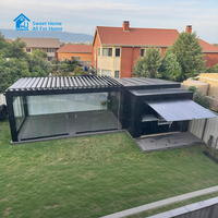 Pergola rétractable en aluminium sur mesure Sweet Home, kit complet robuste, montage simple pour décorations de jardin et de cour.