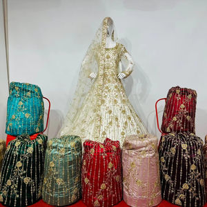 Glamoroso vestido de baile de novia para adultos Salwar Heavy Flare Net Jarkan Stones embellecido Dupatta ricos acentos para un indio impresionante - Product Image 1