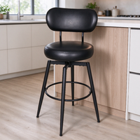 Tabouret de bar pivotant noir moderne avec dossier arrondi et coussin moelleux, repose-pieds et pieds en acier – Mobilier de bar