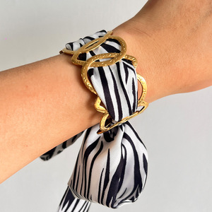 Pulsera de seda unisex con diseño hueco, brazalete de moda de lujo ligero, accesorio de joyería de alta gama HR - Product Image 4