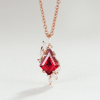 Collier pendentif en argent sterling 925, design unique, forme cerf-volant, rubis de laboratoire, vente en gros