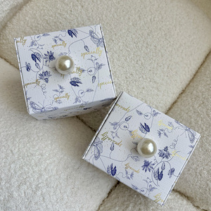 Caja de Regalo Cuadrada Pintada <span class=keywords><strong>a</strong></span> Mano para Dulces de Boda, con Diseño de Perlas, Estilo Chino - Product Image 4