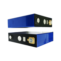 Batterie lithium-ion prismatique 3,7 V 93 Ah, module haute performance, 5000 cycles, taux de décharge élevé pour l'alimentation en énergie et le stockage.