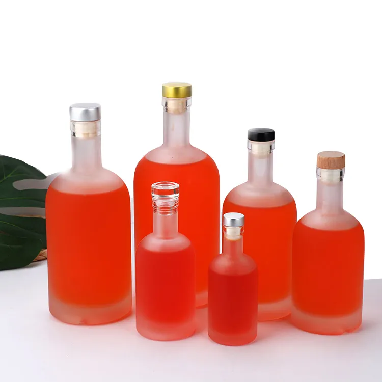 Ücretsiz örnekleri 700ml 750ml Nordic boş Rum viski votka 200ml 375ml 1L ruh cam likörü mantarlı şişe için likör viski
