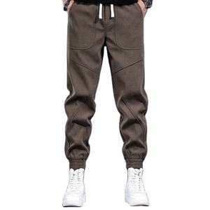 กางเกงลำลองผู้ชายขายส่งแบบ OEM น้ำหนักเบา แฟชั่นสตรีท สไตล์ยืดหยุ่น ทรงหลวมปานกลาง สำหรับวัยรุ่น เล่นกีฬา ฤดูใบไม้ผลิ ฤดูใบไม้ร่วง - Product Image 1