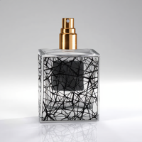 Flacons de parfum en verre carrés imprimés sur mesure, 50-400 ml, avec logo personnalisé, bouchon doré, vaporisateur de parfum, fabriqués en Chine