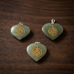 Colgantes de Jade Natural Tallados a Mano con Diseño de Espiral Dorada para la Creación de Collares - Product Image 3