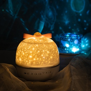 Proiettore di Stelle per Bambini, Luce <span class=keywords><strong>Notturna</strong></span> LED dal Design Moderno, 6 Colori, 6 Film, 8 Musica, Mini Lampada per Dormire, Decorazione per Camera da Letto - Product Image 1