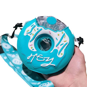 Botella de Agua Deportiva Ecológica a Prueba de Fugas de 13oz con Correa para el Hombro y Pajita, Ideal para Niños, Niñas y Bebés, para Campamento - Product Image 1