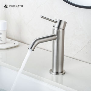 Robinetterie sanitaire montée sur le pont <span class=keywords><strong>col</strong></span> <span class=keywords><strong>de</strong></span> <span class=keywords><strong>cygne</strong></span> salle <span class=keywords><strong>de</strong></span> bains robinet d'eau en acier inoxydable 304 <span class=keywords><strong>mitigeur</strong></span> d'évier - Product Image 4