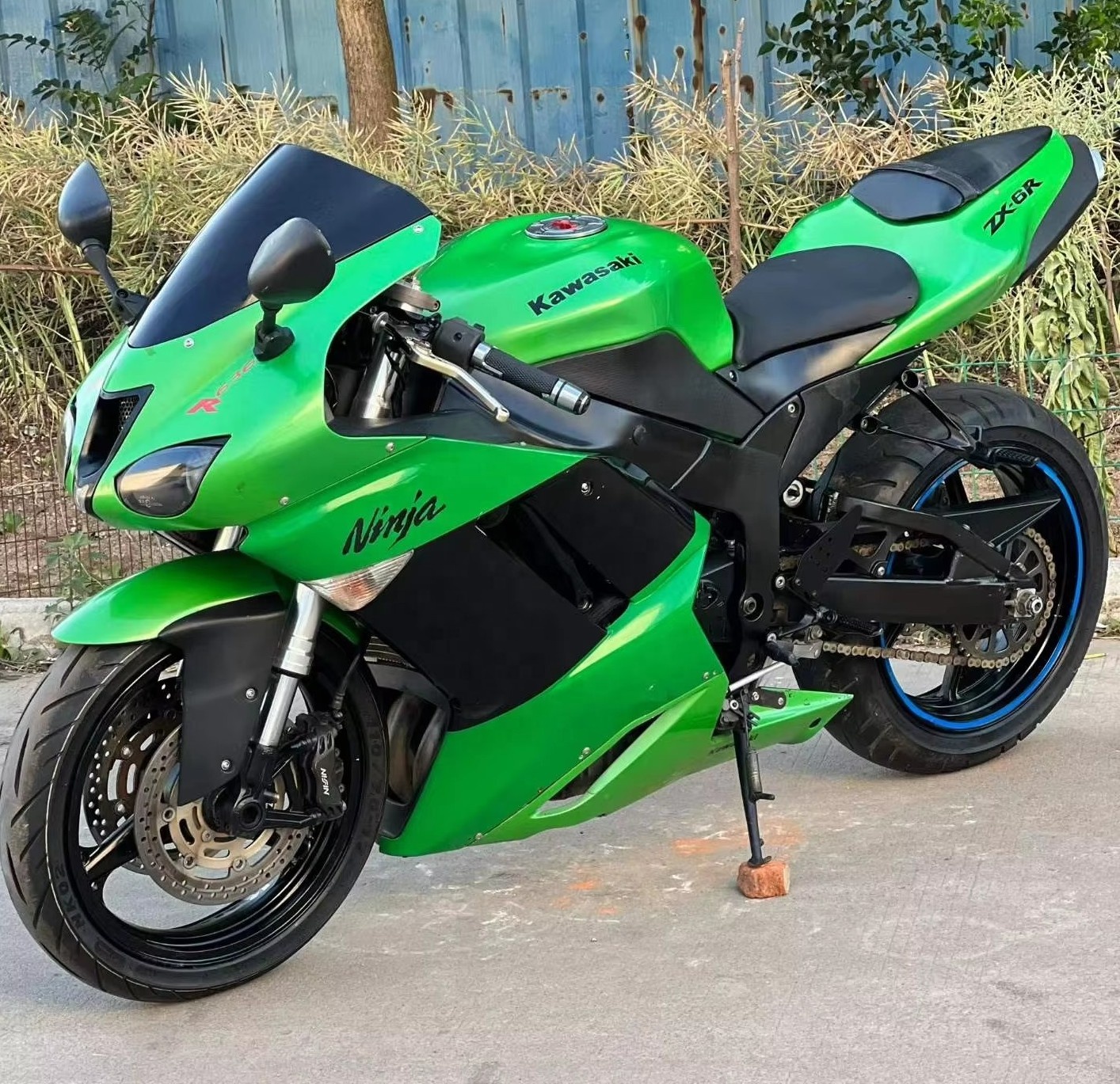 Renove Seu Veículo com Soluções kawasaki zx11 1997 Estilosas e