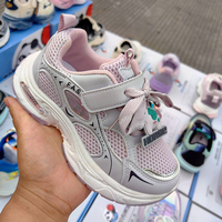 K2515 Vente en gros d'usine, prix bas, baskets pour filles et garçons, surface en maille respirante, légères, chaussures de sport en EVA