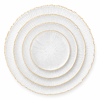 Assiettes de présentation en verre à bord doré, lot de vaisselle de mariage en cristal transparent côtelé, assiettes de dîner à louer, vente en gros directe d'usine, décoration de table de luxe