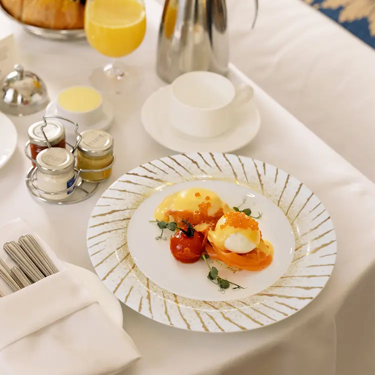 Высококачественная круглая белая обеденная тарелка, фарфоровая Свадебная тарелка, роскошный набор посуды, праздничная наклейка из фарфора