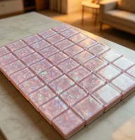 Set Mahjong Akrilik Mutiara Merah Muda Berkilau Tinggi Desain Asli 2026, Ubin Permainan Mahjong Amerika dengan Pola Bunga Terukir Tangan
