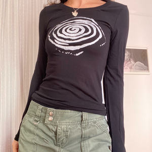 Camiseta con Estampado de Remolino Minimalista Estadounidense, Cuello Redondo, Manga Larga, Informal, Básica, para Primavera y Otoño, para Mujer - Product Image 3