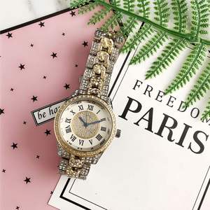 Reloj de pulsera clásico de moda con caja de aleación, estilo moderno, movimiento japonés de cuarzo, para mujer, con diamantes y moissanita. - Product Image 2