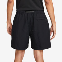 Design personnalisé Short d'été léger avec poche zippée Short noir uni pour hommes