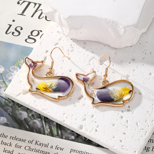 Nieuwe Mode Hot Selling Creatieve Schattige Kat Klauw Dolfijn Madeliefjes Natuurlijke Bloem Oorbellen Voor Vrouwen Groothandel - Product Image 2