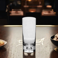 Gobelet en verre à bulles de soda et chaux, soufflé à la main, à la mode