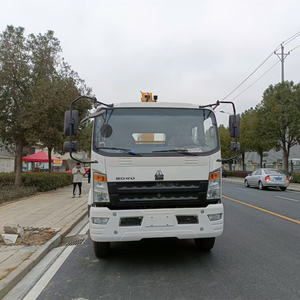Howo 3.2ton Kranwagen mit zweireihiger Kabine & <span class=keywords><strong>Crew</strong></span> Cab Howo Original 2025 Neues Fahrgestell Rechts lenkung Optional - Product Image 4