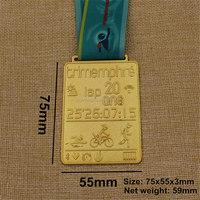 Médaille de sport personnalisée en alliage de zinc argenté durable, logo personnalisé, récompense de marathon, cordon imprimé sur mesure, coffret cadeau