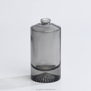 Caja blanca personalizada Botella de perfume negra transparente Botellas de perfume de lujo de 50ml con tapa de corona - Product Image 2