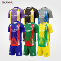 Ensemble de vêtements de football personnalisés, en polyester respirant, pour les joueurs de club de football adultes et enfants, maillots d'entraînement et de match