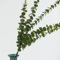 Daun Eucalyptus Buatan Berkualitas Tinggi Grosir Lima Tangkai untuk Dekorasi Pernikahan, Rumah, Hotel, dan Rangkaian Bunga Meja
