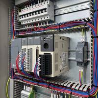 PLC Mitsubishi FX3UC-16MR/D-T, 16 E/S, 8DI, 8 Salidas de Relé, DC24V, Unidad Principal