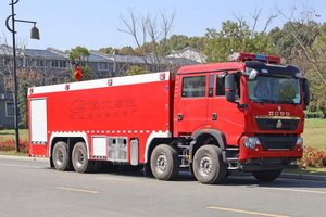 <span class=keywords><strong>Camion</strong></span> de pompiers résistant de réservoir d'eau de Sinotruk Howo 8*4 configuration de Double-cabine de 25 tonnes - Product Image 4