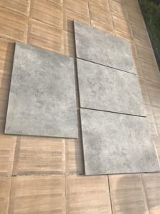 กระเบื้องพอร์ซเลนสีเบจ R11 ขนาด 60x60 ซม. สำหรับภายนอกอาคาร หนา 2 ซม. กันลื่น ทนทาน เหมาะสำหรับสระว่ายน้ำและสนามหญ้า คุณภาพสูง - Product Image 4