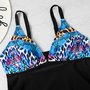 Traje de Baño Bikini de Dos Piezas con Estampado de Leopardo y Tela Cosida, Estilo Halter, para Mujer - Product Image 4