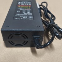 Chargeur de prise XLR 54.6V 2A avec ventilateur de refroidissement chargeur de Scooter électrique prise EU/US/UK/AU