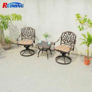 Chaises de style européen pour l'extérieur, le jardin et la terrasse, chaises pivotantes de loisir en fonte d'aluminium et table ronde, ensemble de trois pièces - Product Image 4