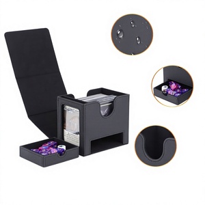 Boîte de rangement portable en cuir PU noir pour cartes à collectionner et jeux de société avec plateau à dés - Product Image 1