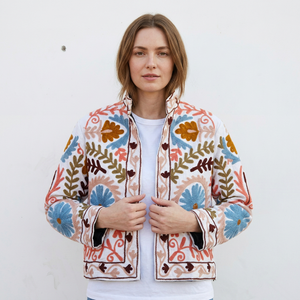 Veste en coton brodée de fleurs pour femme, col montant, manches longues, style Prairie Chic artisanal, cadeau pour elle - Product Image 1