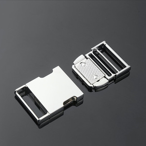 Hebilla de Liberación Lateral de Metal Jiuyuan, Aleación de Zinc, Accesorio Ajustable para Bolsos, Duradera, Color Negro, Plateado, Dorado Claro, Color Sólido, Primavera 2022 - Product Image 3