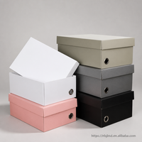 Emballage de boîte à chaussures personnalisé, écologique, recyclable, boîtes en papier rectangulaires de luxe, poignée à œillets métalliques, emballage cadeau pour baskets