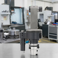 Tête de fraisage latérale légère de petit diamètre BT40, Centres d'usinage d'acier angulaire BT50 HSK63 à changeur d'outils automatique pour machines