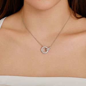 Collar con Colgante de Doble Círculo Entrelazado de Plata de Ley Hipoalergénica con Circonita Cúbica 5A de Dylam Fine Jewelry para Mujer - Product Image 2