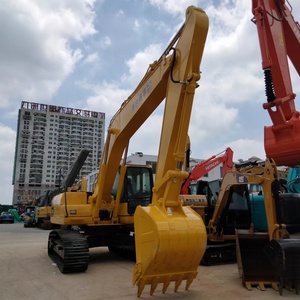 Excavatrice Komatsu PC200-8 de 20 tonnes, peu utilisée, fiable pour la construction et l'aménagement paysager, équipement Komatsu d'occasion - Product Image 2