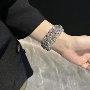 <span class=keywords><strong>Bracelet</strong></span> de montre YUSSLAB Sensitivity Diamond Chain 22mm à <span class=keywords><strong>boucle</strong></span> <span class=keywords><strong>unique</strong></span>, perles argentées et blanches - Product Image 4