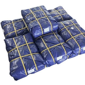 Bâche de protection pour <span class=keywords><strong>camion</strong></span>, imperméable, extérieure, bleue et argentée en PE, pour couvrir les marchandises sur les camions – Conception du fabricant de bâches - Product Image 1